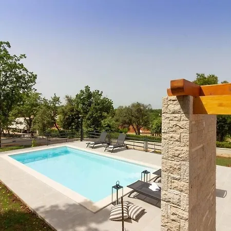 Foska With Private Atmosphere And Pool Villa Pavicini