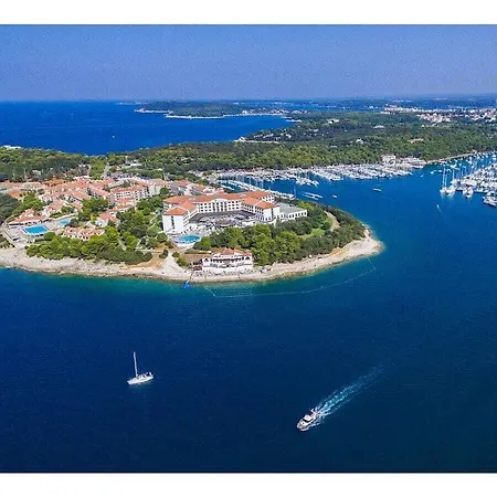 Foska With Private Atmosphere And Pool