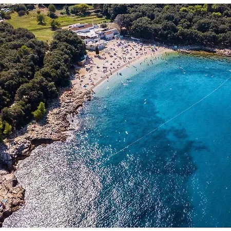 Villa Foska With Private Atmosphere And Pool Pavicini
